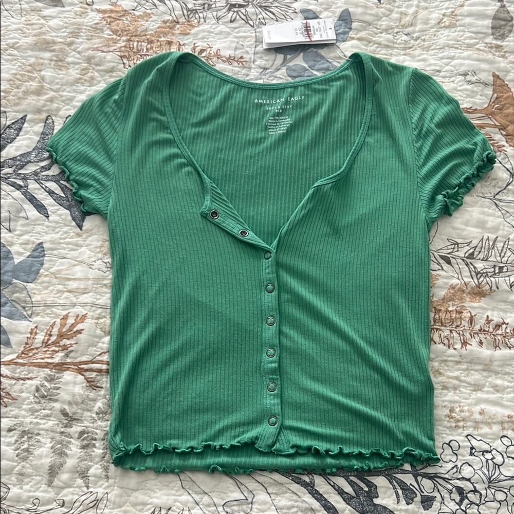 American Eagle Green Ribbed Button-Up Top NWT